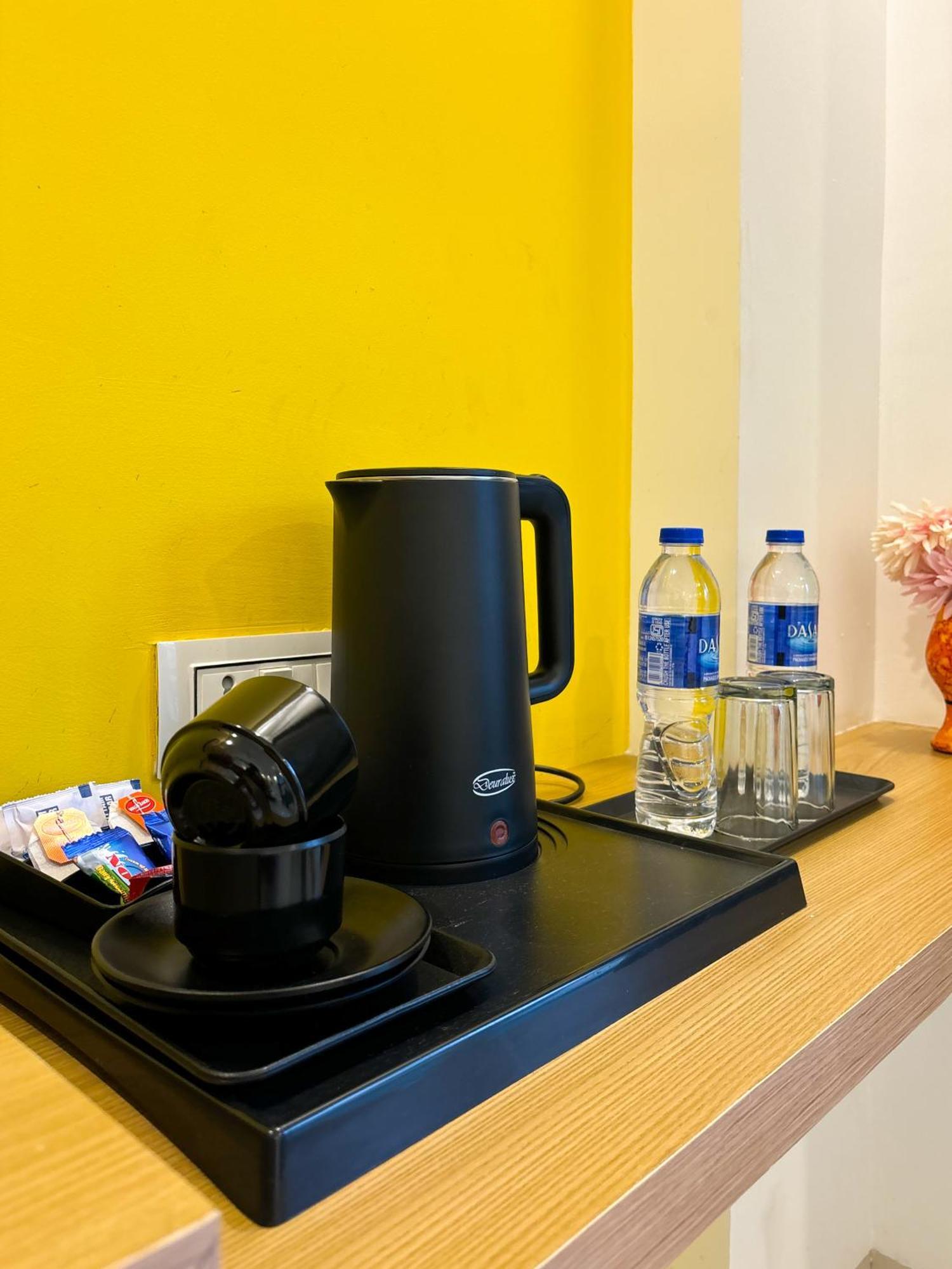 Aamantran Residency Hotel, Sohna Road, Sector 49, Gurugram Gurgaon Extérieur photo